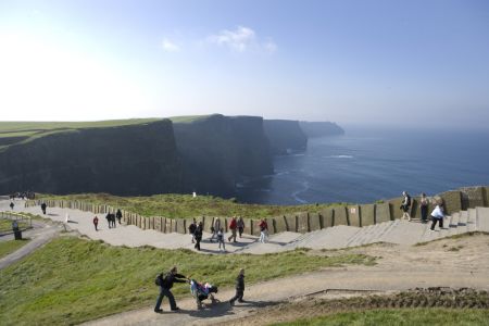 Paths along the Cliff's of Moher, Visitor Centre, activity